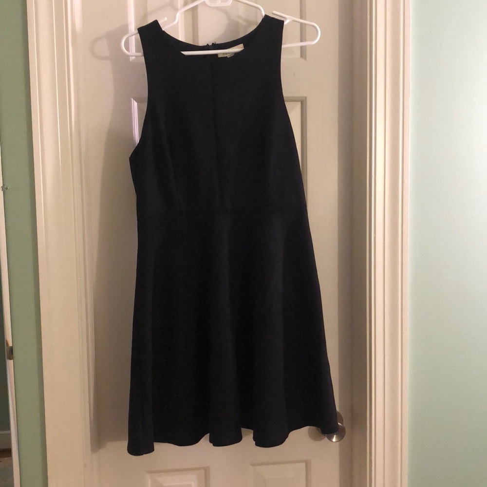 Little black sleeveless dress - size L